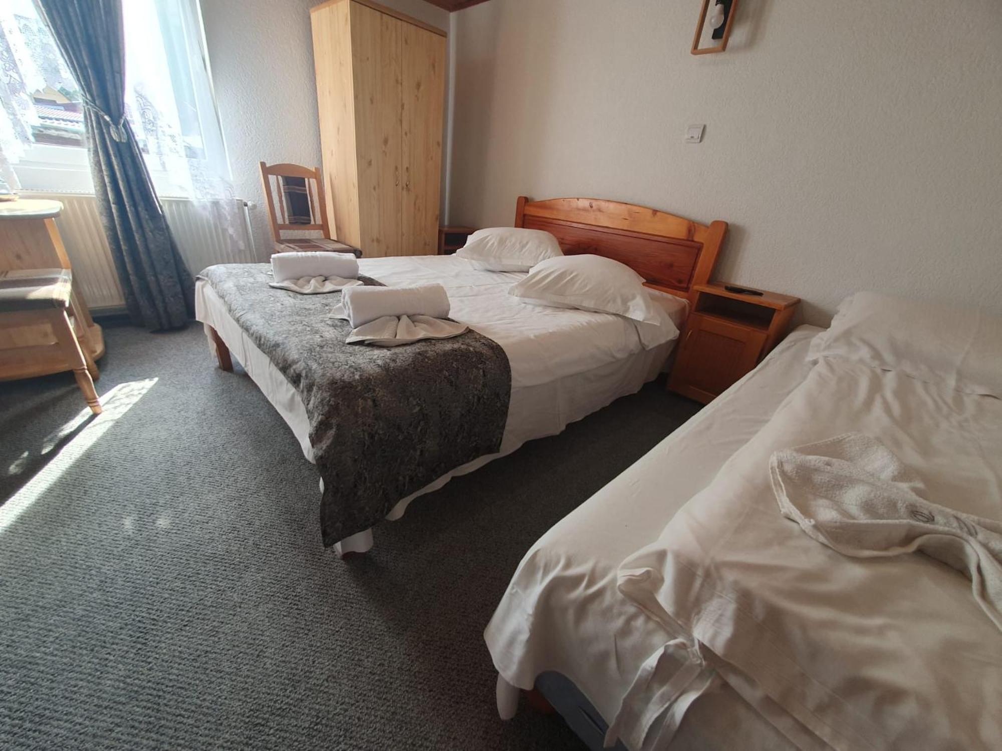 Hotel Casa Flavius à Bran  Extérieur photo