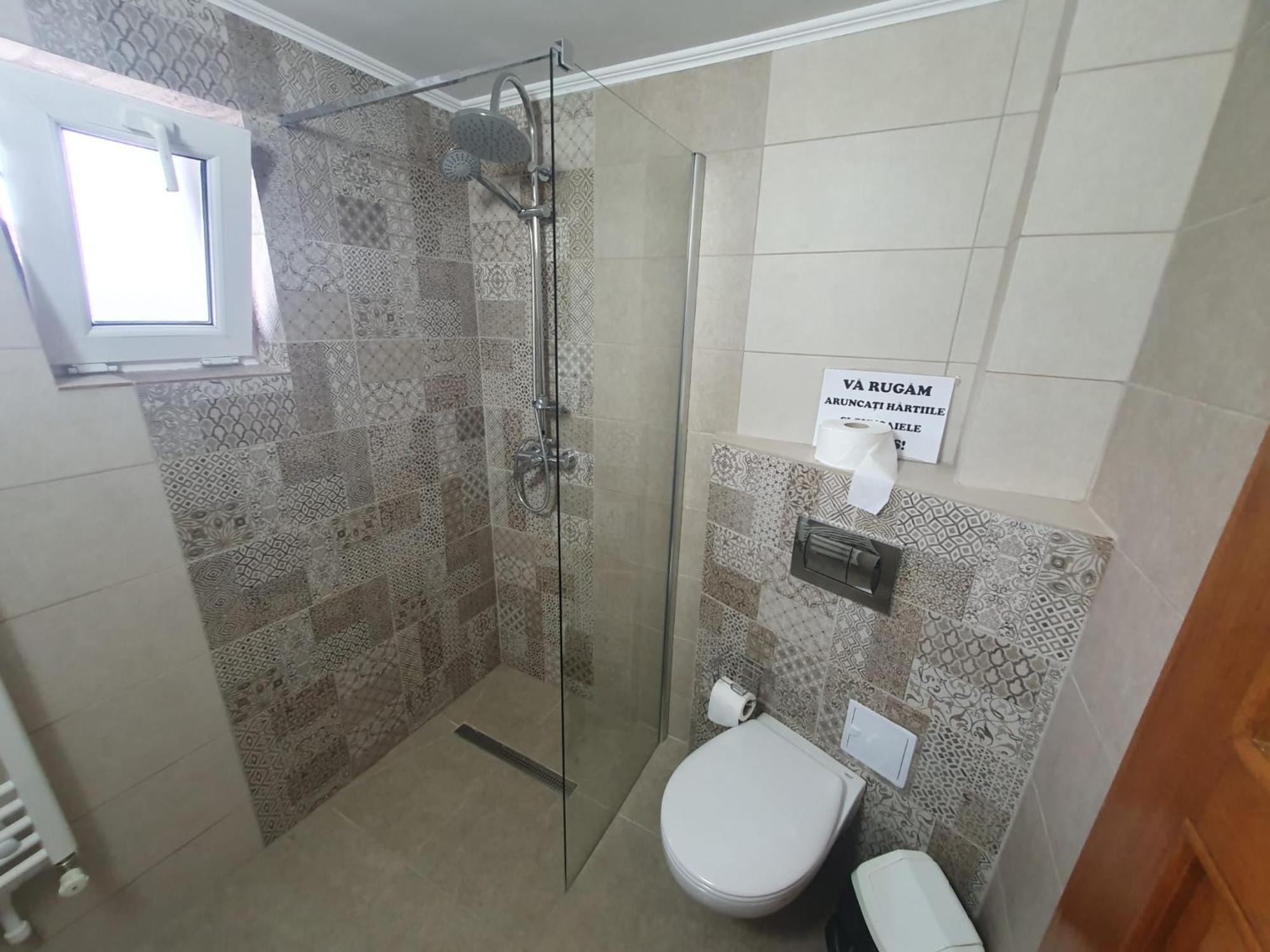 Hotel Casa Flavius à Bran  Extérieur photo